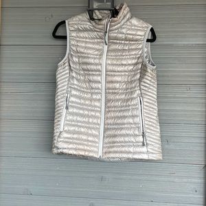 Women’s small PATAGONIA micro puff vest